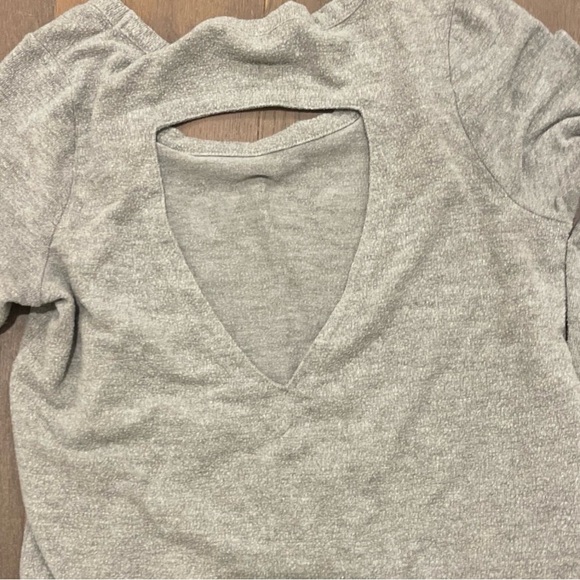 Womens Dreamer Sweatshirt
Size small - Picture 2 of 2